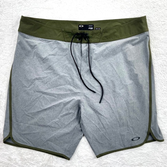 Oakley Other - Oakley Board Shorts Swim Trunks Men's 40 Gray Green Performance Fit Drawstring